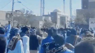 خیزش ایرانیان علیه حکومت جمهوری اسلامی ادامه دارد؛ تظاهرات گسترده مردم بلوچ پس از نماز جمعه در زاهدان