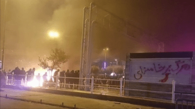 تظاهرات شبانه در یزد، دیواندره و تهران ادامه داشت؛ معترضان در یزد تا صبح در خیابان ماندند