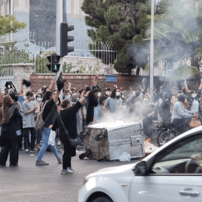 اتحادیه اروپا «پلیس امنیت اخلاقی» گشت ارشاد ایران، وزیر ارتباطات، بسیج و سپاه پاسداران را تحریم کرد