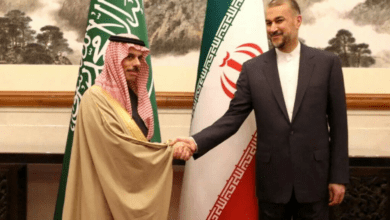 تصویر از جمهوری اسلامی گروهی را برای بازگشایی سفارت راهی عربستان سعودی می‌کند