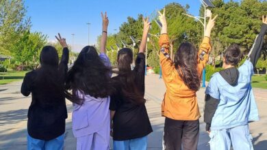 جمهوری اسلامی بجای رسیدگی به اقتصاد ایران به دنبال شناسایی و مجازات زنان بد حجاب و بی‌حجاب است