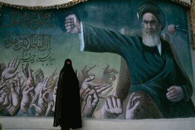 نفوذ جمهوری اسلامی در منطقه و غرب چگونه رهبری می شود