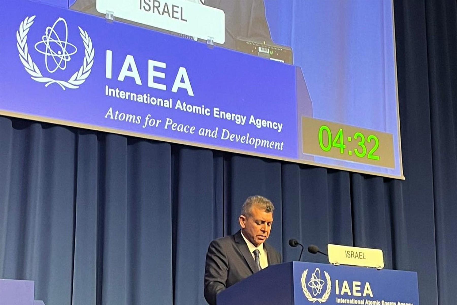 رئیس انرژی اتمی اسرائیل: جمهوری اسلامی در حال اجرای یک برنامه هسته‌ای نظامی است