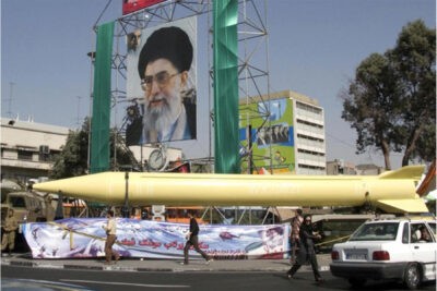 سلاح هسته‌ای ایران: تهران ممکن است به زودی به بمب هسته‌ای دست یابد اما استفاده از آن برای آخوندها انتحاری خواهد بود