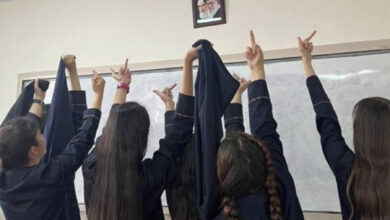 اعتراضات دانش‌آموزان به ورود اجباری ساعت نماز به برنامه درسی تحصیلی
