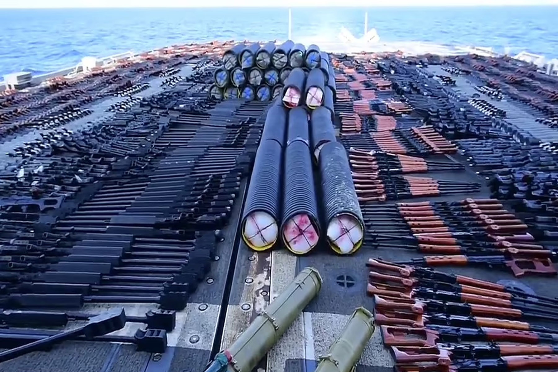 سلاح‌های توقیف شده از جمهوری اسلامی به اوکراین ارسال می‌شوند
