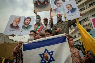 جمهوری اسلامی ابتکار عمل را در حملات به اسرائیل و آمریکا در خاورمیانه حفظ می‌کند