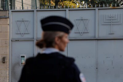 کمیسیون اروپا: یهودیان اروپایی امروز دوباره در ترس زندگی می کنند