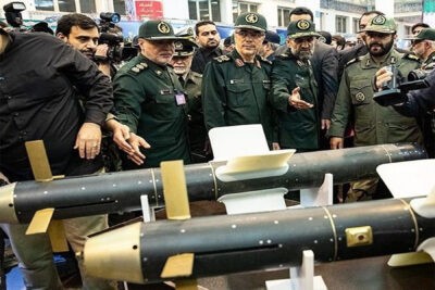 مقامات آمریکایی: جمهوری اسلامی در حال بررسی ارسال موشک های کوتاه برد به روسیه است