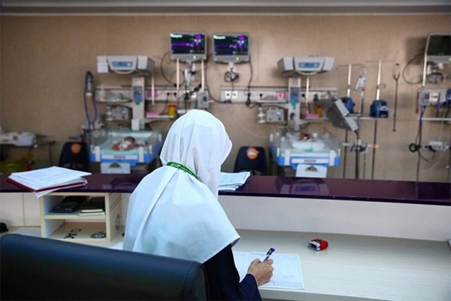 مهاجرت پرستاران و وضع نگران‌کننده ترک کار در ایران