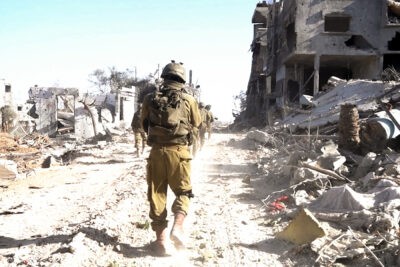 ارتش اسرائیل می گوید به 200 هدف حماس در غزه حمله کرده است