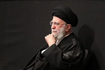 خامنه‌ای؛ روزی که خداوند در وجود او حلول کرد