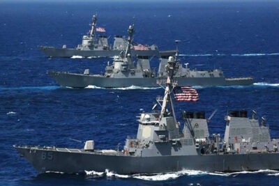فرمانده نیروی دریایی آمریکا در خاورمیانه: جمهوری اسلامی مستقیماً در حملات حوثی‌ها دخالت دارد