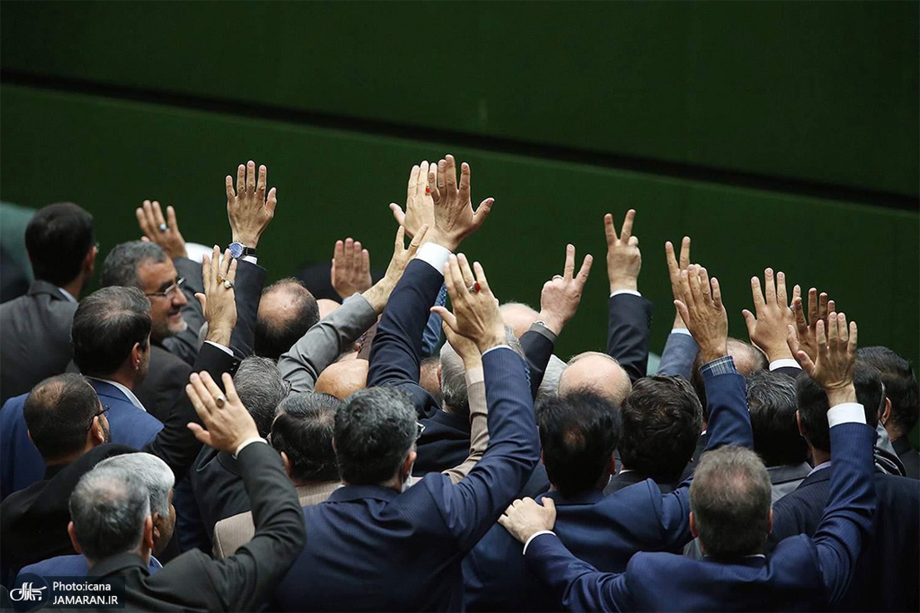 سخنگوی شورای نگهبان از تایید صلاحیت بیش از ۱۱هزار داوطلب نمایندگی مجلس در ایران خبر داد