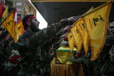 واشنگتن پست: جمهوری اسلامی به حزب الله هشدار داد که جرقه جنگ تمام عیار با اسرائیل را نزند