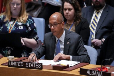 روسیه در سازمان ملل آمریکا را به تجاوز به عراق و سوریه با هدف حفظ سلطه جهانی خود متهم کرد