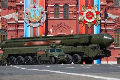 پوتین ناتو را تهدید کرد که در صورت اعزام نیرو به اوکراین، حمله اتمی خواهد کرد
