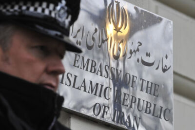 جمهوری اسلامی اتباع انگلیسی را برای جاسوسی از یهودیان و مخالفان به خدمت می گیرد