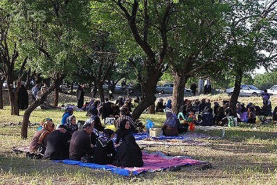 عقب نشینی حکومت از تعطیلی پارک‌ها در روز سیزده‌بدر