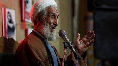بیانیه حوزه علمیه امام خمینی: کاظم صدیقی شخصا سند انتقال ملک را امضا کرد