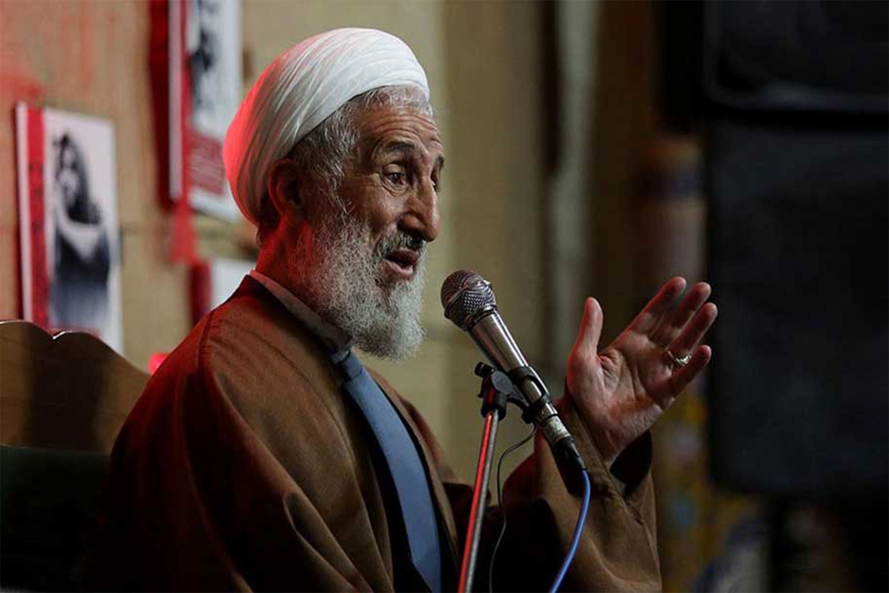 بیانیه حوزه علمیه امام خمینی: کاظم صدیقی شخصا سند انتقال ملک را امضا کرد