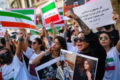 سامانه پرسمان تردد، طرح شکست خورده دولت رئیسی برای ایرانیان خارج از کشور 