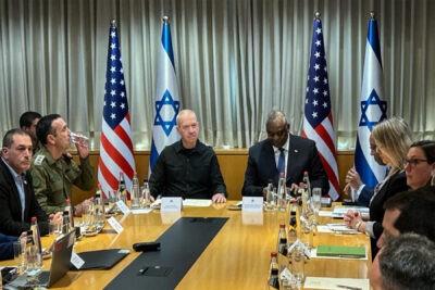 وزیران دفاع آمریکا و اسرائیل همزمان با افزایش اختلافات بر سر جنگ در غزه دیدار کردند