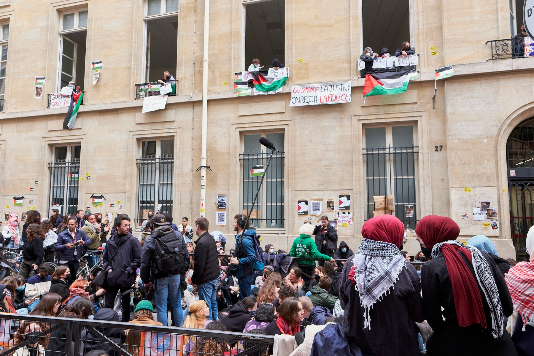 تظاهرات علیه جنگ غزه در دانشگاه های اروپا و استرالیا ادامه دارد