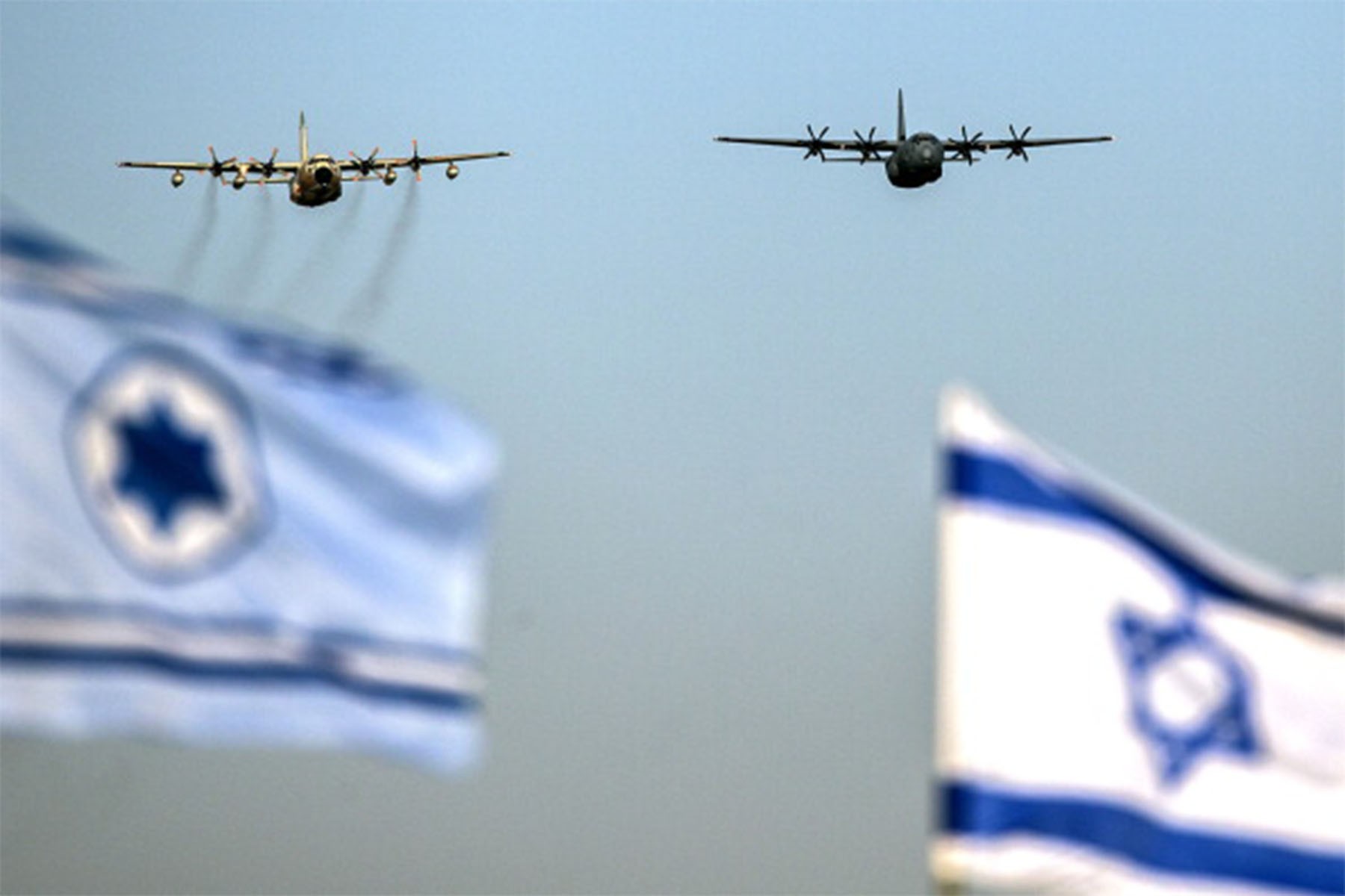 اسرائیل پس از حمله بی‌سابقه جمهوری اسلامی به حالت آماده باش در آمد