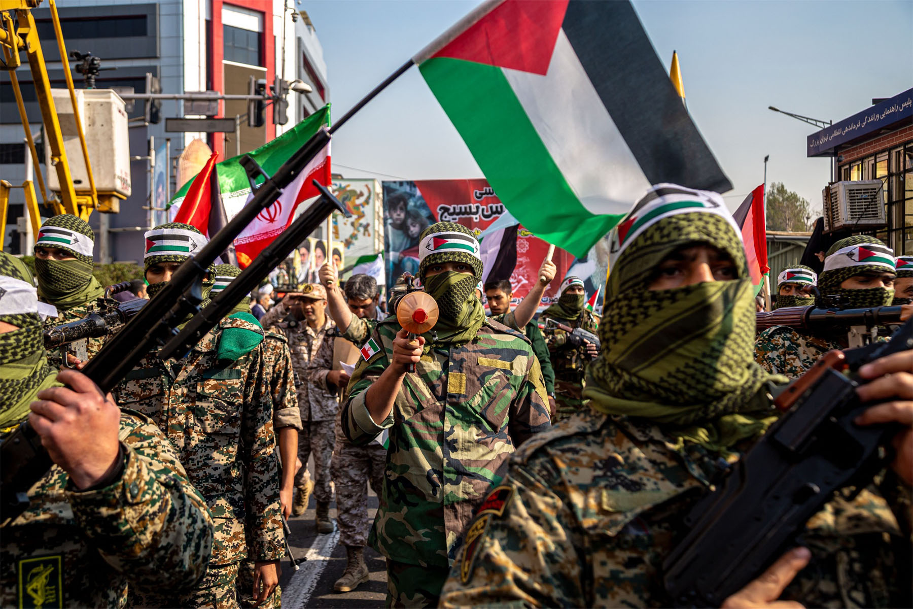 جمهوری اسلامی همه را به خاطر انتقام از اسرائیل در حالت آماده باش قرار داد