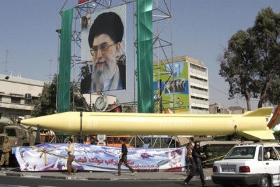 جمهوری اسلامی تهدید به ساخت بمب هسته ای می کند