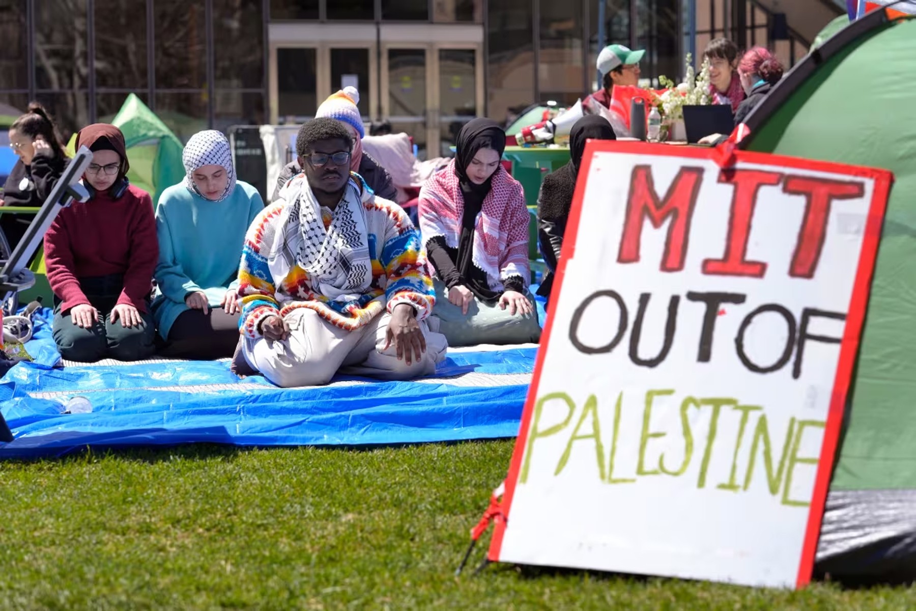 اعتراضات به جنگ اسرائیل در غزه، برخی از دانشگاه‌های آمریکا را آزار می‌دهد