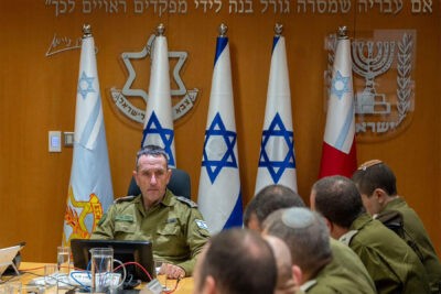 اسرائیل چگونه به حمله جمهوری اسلامی پاسخ خواهد داد و آیا می تواند با جنگ مقابله کند؟