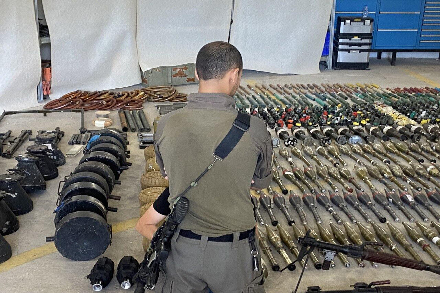 جمهوری اسلامی در حال قاچاق اسلحه به کرانه باختری برای برانگیختن ناآرامی علیه اسرائیل است 